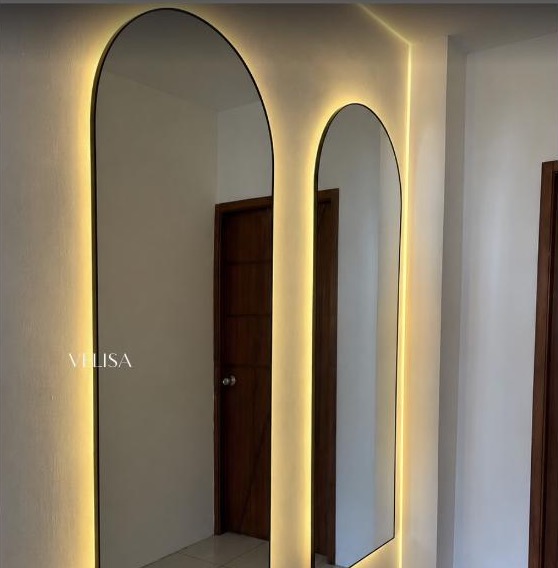 Espejo arqueado 180x80 con luz LED